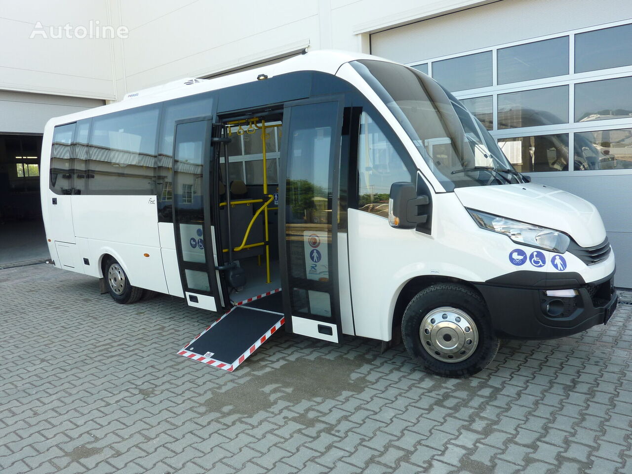 IVECO FIRST ELEKTRO 2023 autobús eléctrico nuevo