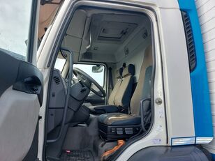 venta de VOLVO FL 250 EURO6 - FOURGON-HAYON camión furgón imagen 10 VOLVO FL 250 EURO6 - FOURGON-HAYON camión furgón imagen 10