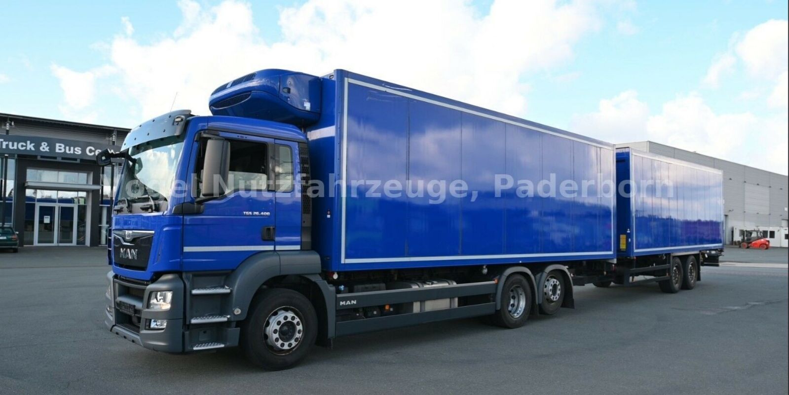 MAN TGS 26.400 camión frigorífico + remolque furgón