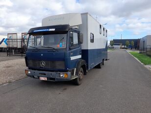 Mercedes-Benz 814 camión furgón
