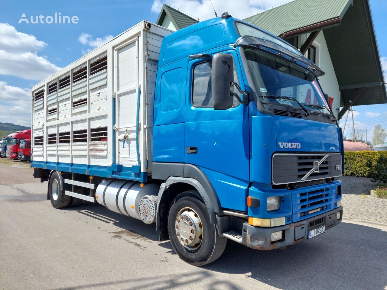 Volvo FH12 420 camión para transporte de ganado