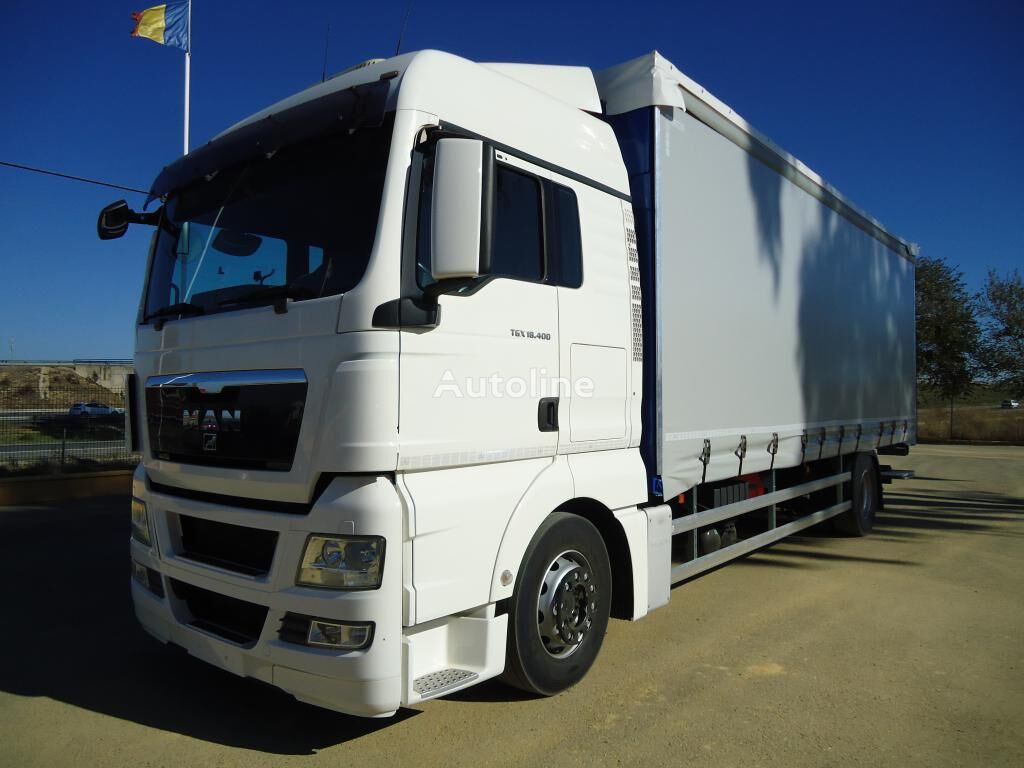 MAN TGX 18 400 camión toldo