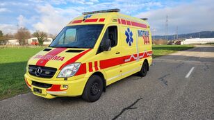 Mercedes-Benz Sprinter 319 ambulancia