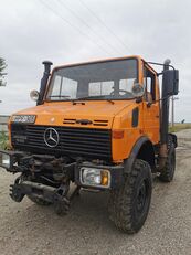 Mercedes-Benz Unimog U1200 máquina comunitaria universal