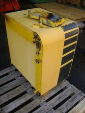 depósito de combustible KOMATSU Diesel para excavadora KOMATSU PW 130